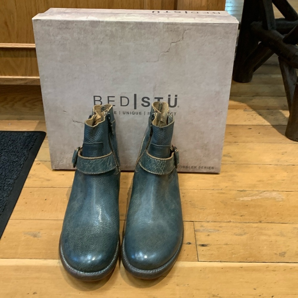 NIB. Bed Stu teal lux leather Becca ankle boot. Can run 1/2 sz small. $169
